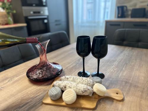Tain centre -T3- wine themed apartment in 坦萊爾米塔日