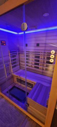 桑拿, Wellnesshaus Dorfblick mit Outdoor-Jacuzzi und Infrarotkabine, NEU! in 德賴布呂克