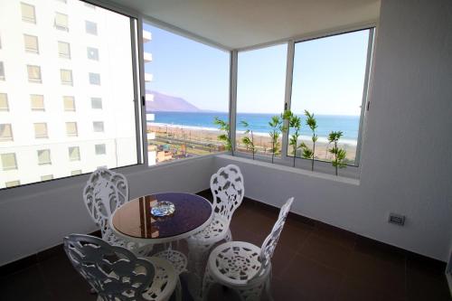 3 bedrooms, 4 beds