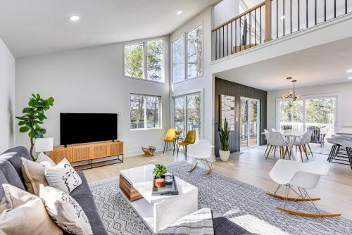 Waterfront Troy Home with Private Boat Dock! in Troy, USA