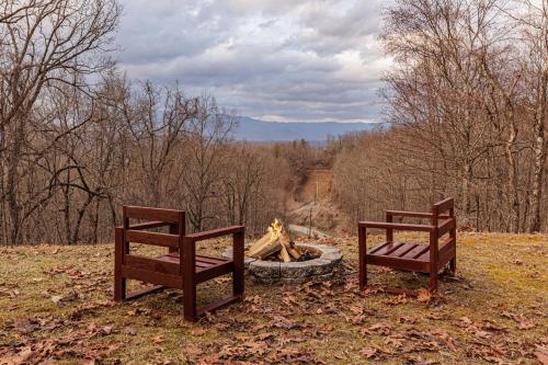 Whiskey Run Cabin, Spectacular Mountain Views in Bryson City, USA