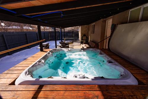 Smart House [HotTub/Pets/420] in Northeast Park Hill