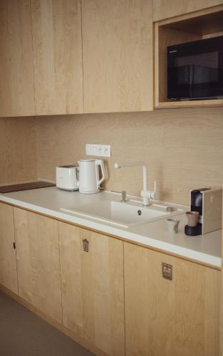 Premium Loft ǀ 2-Bedrooms, AC, 85 sqm, Free Parking, Bratislava (foto 9)