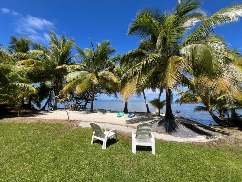 Fare Mama Rota - au bord de l'ocean in Raiatea