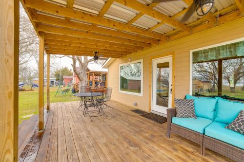 Crappie Fishing On Site! Lake Tawakoni Escape in Wills Point