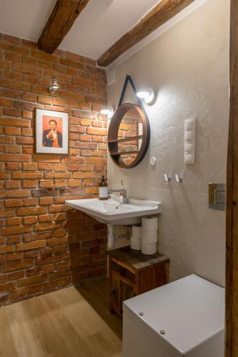 Oak Doors Apartament w Rynku - ProperUNIT, Breslau (Foto 9)