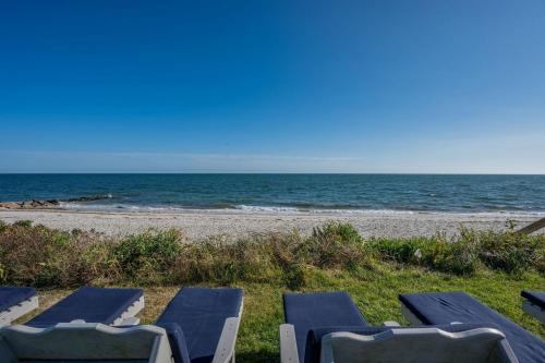 Seaside Cottages - Cottage 01 - Coastal Haven Seaside Cottages - Cottage 01 - Coastal Haven