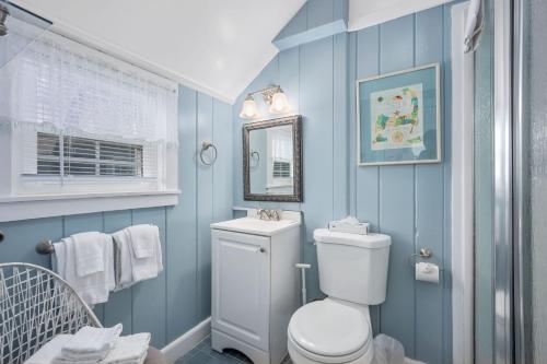 Seaside Cottages - Cottage 11A - The Book Nook Seaside Cottages - Cottage 11A - The Book Nook