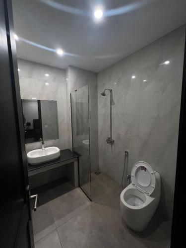 Three-Bedroom Apartment image 2