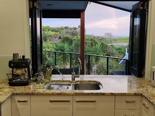 Ocean views, Buddina (foto 2)