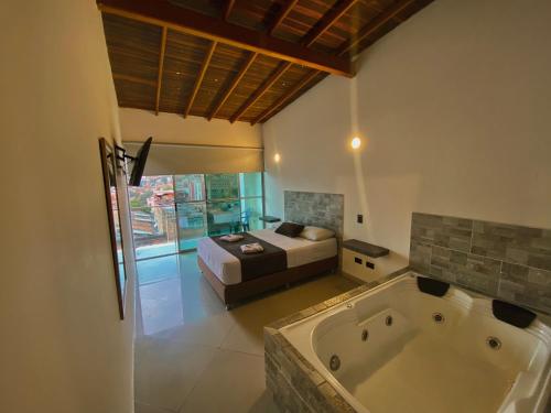 Hotel Buenos Aires Central, Medellín (photo 6)