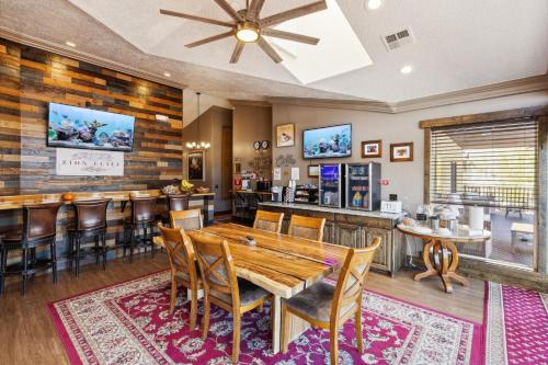 Zion Cliff Lodge