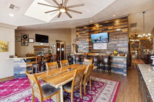 Zion Cliff Lodge