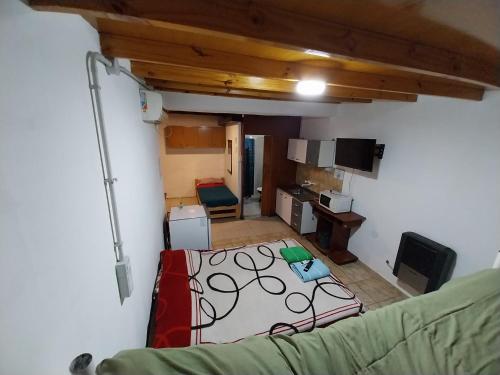 1 queen bed, 1 twin bed, 1 bunk bed