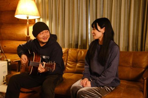 北軽井沢の浅間山麓に佇む本格カラオケとサウナ付きログハウス, Tsumagoi (foto 9)