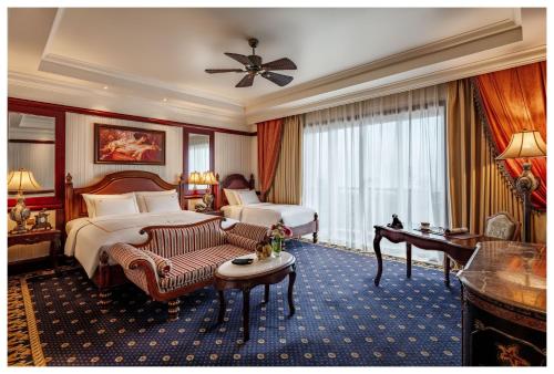 room detail thumbnail 1