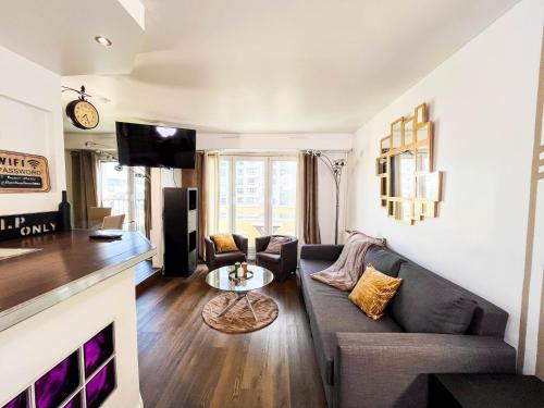 EDEN APPART - 3 PIECES - 6 PERS dans une residence calme in Avenue de la Liberation