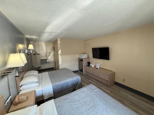 A1 Choice Inn - image 7