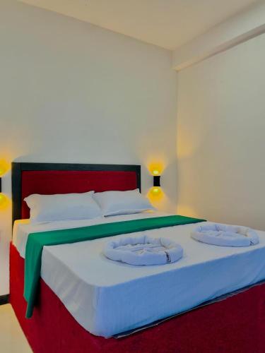 Double Room image 3