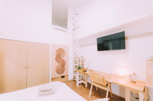 New! Top 7th floor 702 Japandi loft in Prime Location의 주변 풍경사진