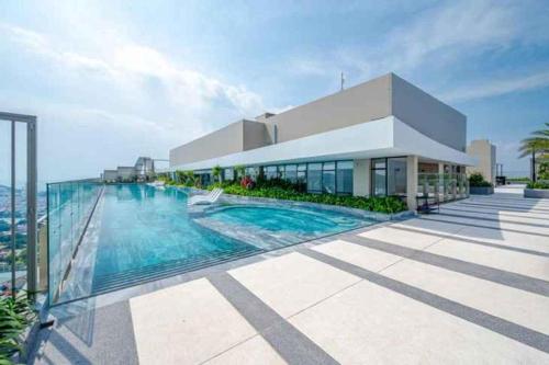 Erica's House - Oceanview The Song Vung Tau  - 수영장