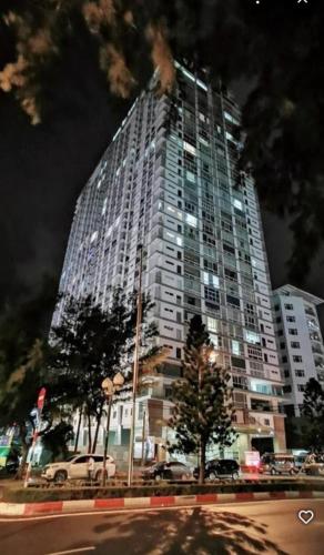 Three-Bedroom Apartment with Sea View image 6