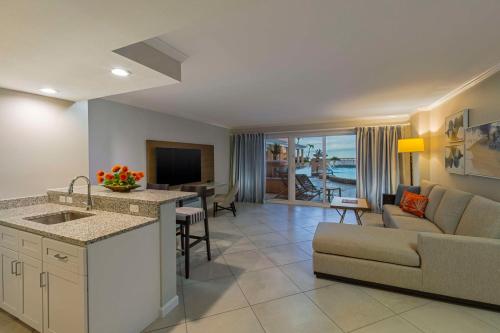 King Suite with Kitchenette - Poolside
