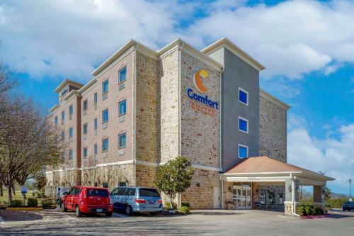 Comfort Suites in Benbrook, USA