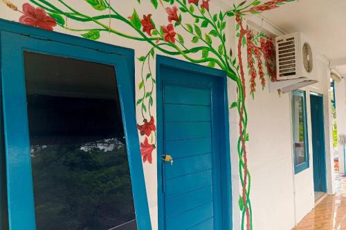 Entrance, Aloha Beach House near Wedi Ombo Beach