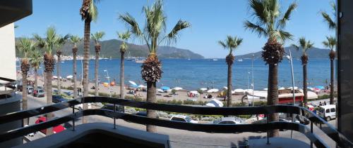 Candan Citybeach Hotel - image 14