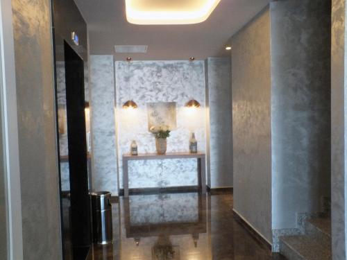Candan Citybeach Hotel - image 10