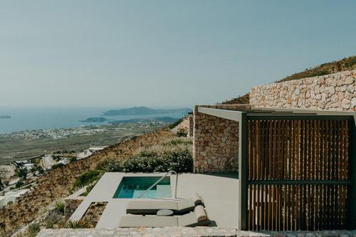 Santorini Sky, Luxury Resort in Moni Profitou Iliou