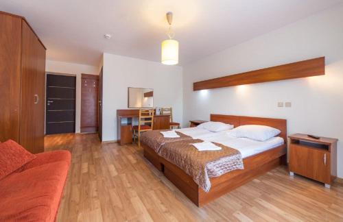 Quadruple Room with Bathroom
