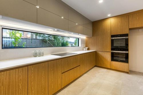 Mission Bay 4 bedrooms Tidy Unit in Kohimarama