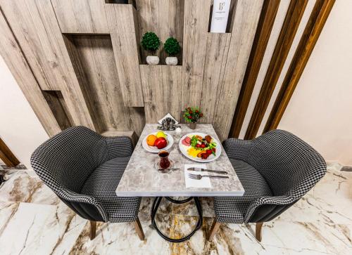 The Business Class Hotel - image 2