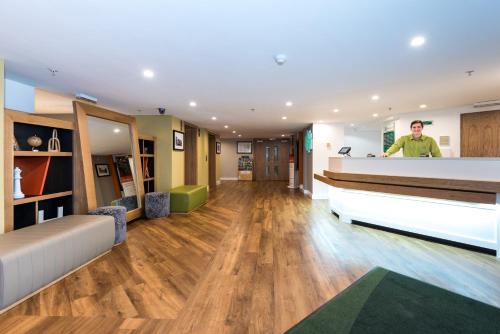 Ingresso, Holiday Inn Slough Windsor By IHG in Slough