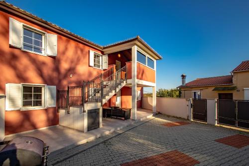 ทัศนียภาพภายนอกโรงแรม, Countryside Apartments Pius in มาร์ตินสกี