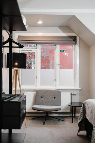 Three-Bedroom Apartment image 2