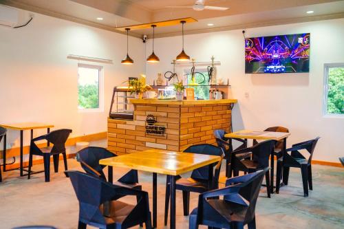 Sunset Villa in Laamu Atoll