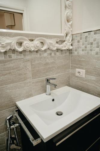 Apartment image 2