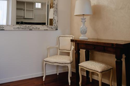 Cozy studio Parlamento - image 4