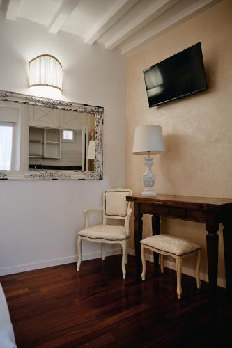 Cozy studio Parlamento - image 7