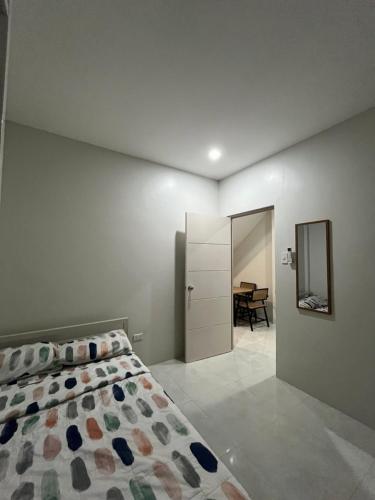 Comfy Staycation II in Sorsogon City near Rizal Beach