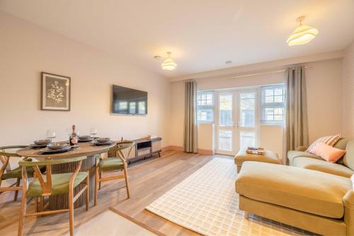 Garden Flat - 2 Bed 2 Bath - Allocated Parking - By Tempstay, Windsor (foto 7)