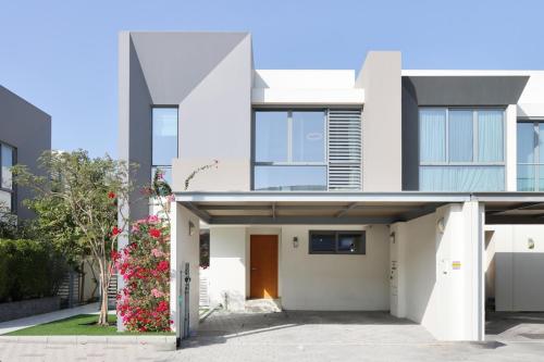 Livbnb-Tranquil Family Home, 4BR with Maid's Room, Dubai (Foto 2)