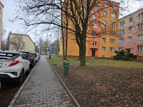 GeniusJenomSklep in โปรูบา