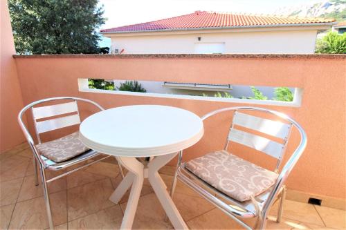 Apartments Lucijana - image 9