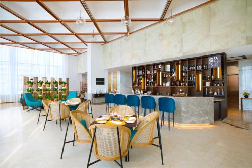 餐廳, Novotel New Delhi City Centre in 帕哈甘吉