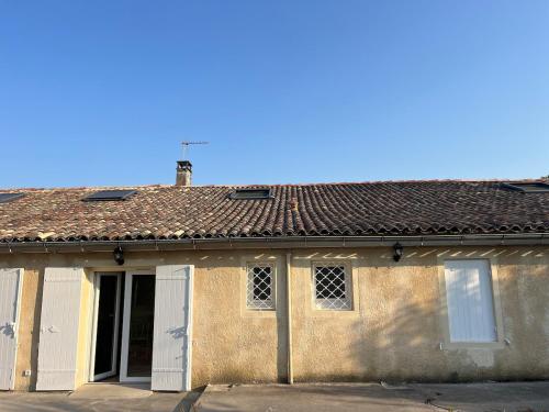 La maison du pin in Les Salles-de-Castillon