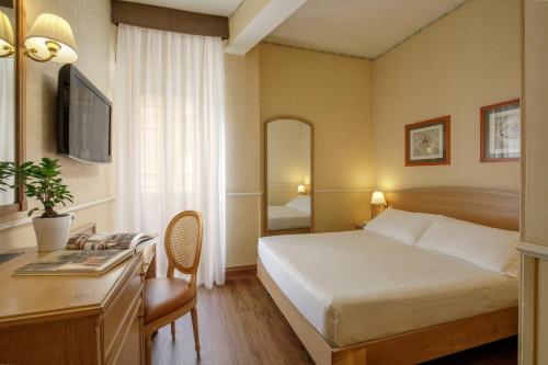 Hotel Santa Costanza - image 10